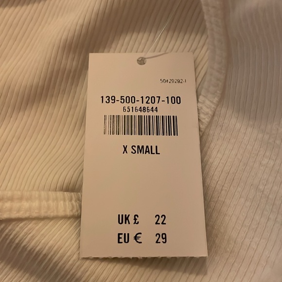 Abercrombie & Finch women’s top - Picture 3 of 3